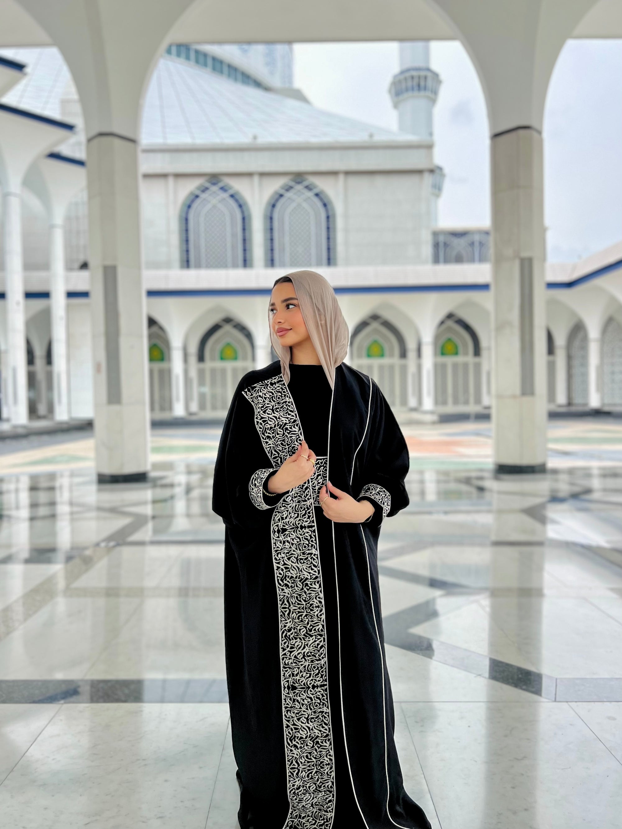 Arabesque Harmonies Kaftan