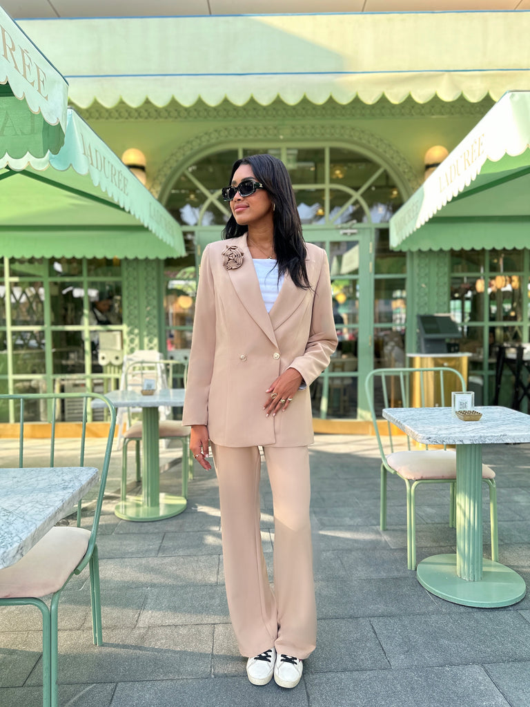 La Vie en Rose Suit Blazer Sand